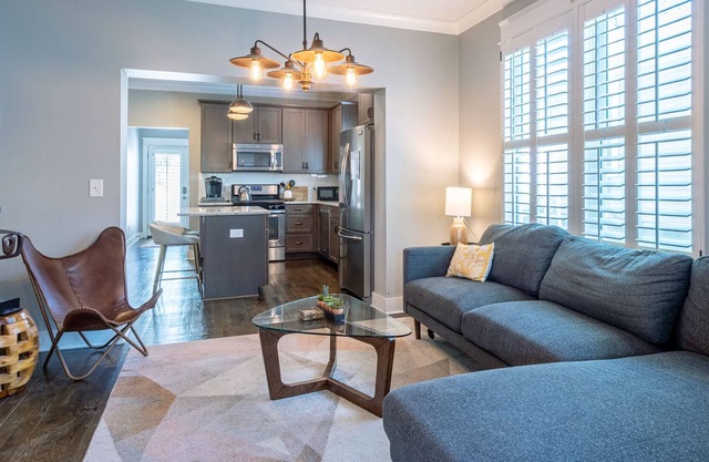 Villa Everly | Close to DT Nash, Music Row & More