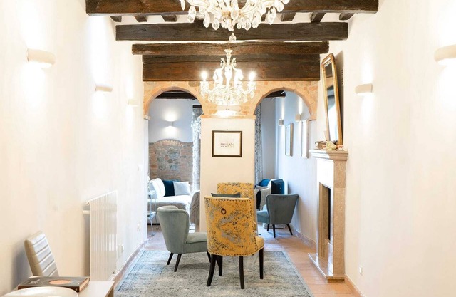 Villa Ficulle Summary