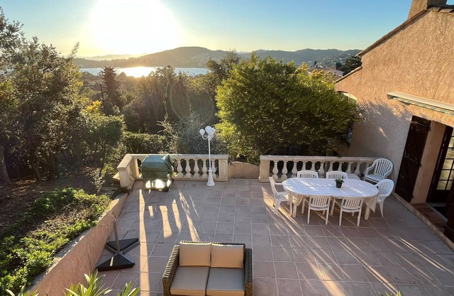 Villa for 10 people in Agay with swimming-pool and air conditioning