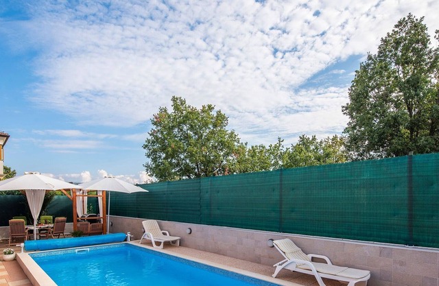 Villa for up to 8 persons located only 6 kilometers from the beach