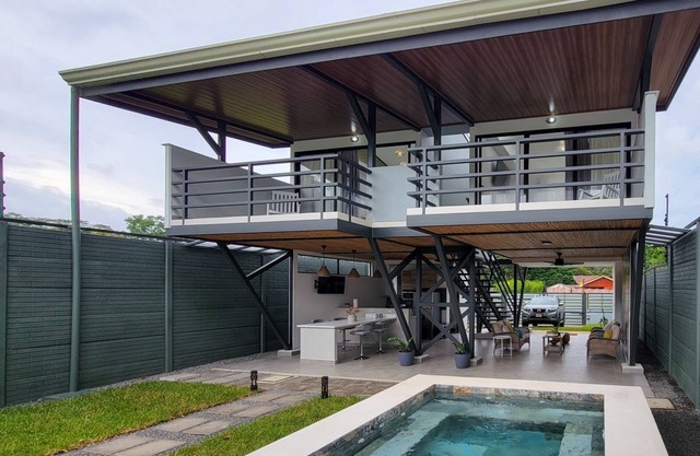 Villa Foresta - Couples Getaway!
