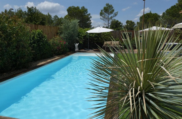 Villa 3 bedrooms 2 bathrooms + swimming pool border Montpellier North and edge of scrubland