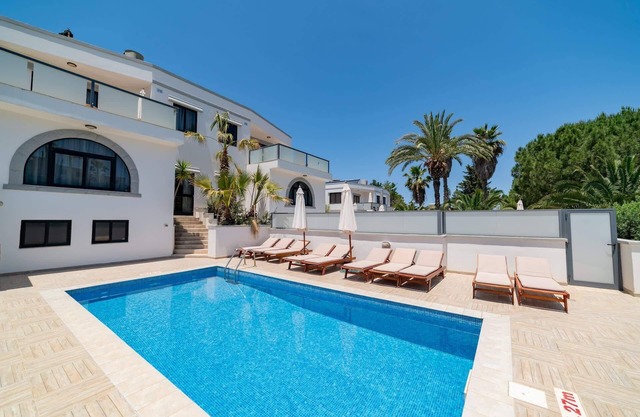Villa Gardenia~Exclusive 5BR Villa w/Private Pool