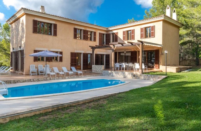 Villa Garrover de Bunyola by Interhome