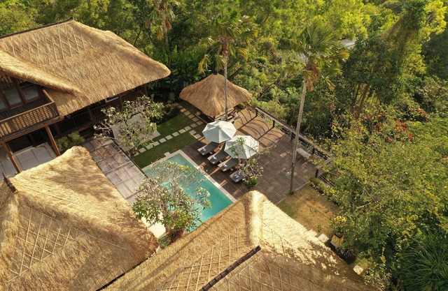 Villa Grasshopper by Fantasia Villas