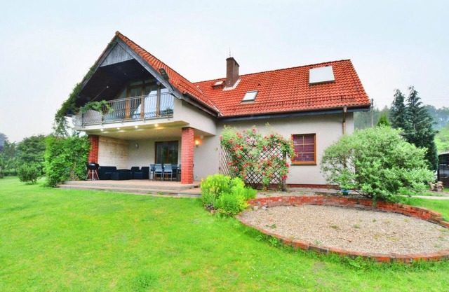 Villa in Święcianowo near Ostrowieckie Lake