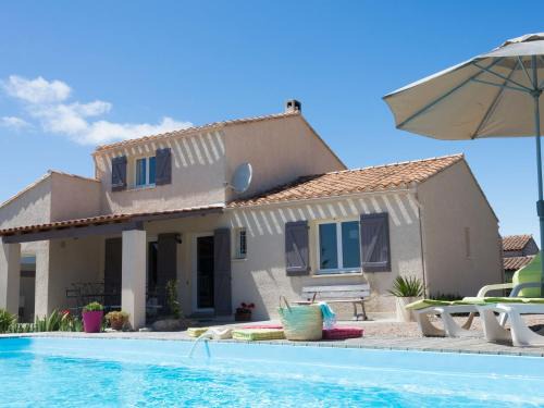 Villa in Beaufort with Private Pool