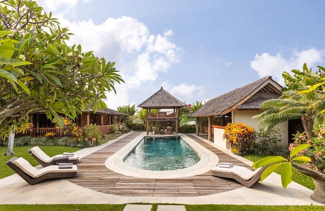 VILLA IN CENTRAL CANGGU