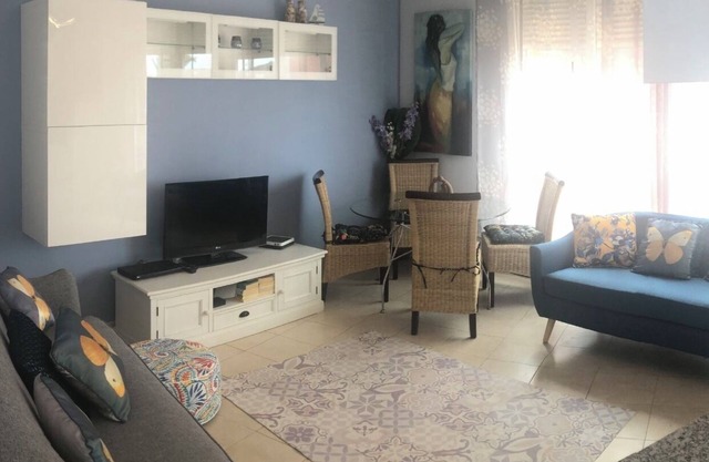 Villa in Corralejo own Hot Tub 2 bedrooms Pools, near town, beaches supermarket