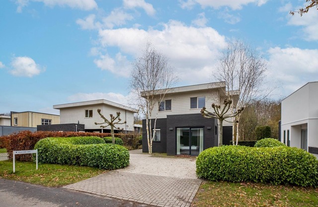 Villa in Flevoland near Lake Veluwe