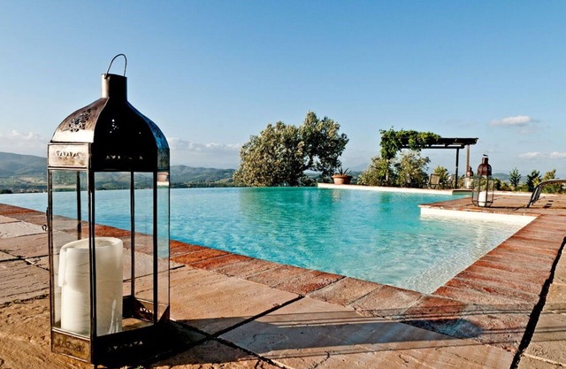 Villa in Montelupo Fiorentino with 2 bedrooms sleeps 6