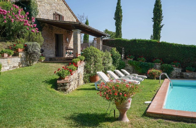 Villa in Vicchio with 2 bedrooms sleeps 4