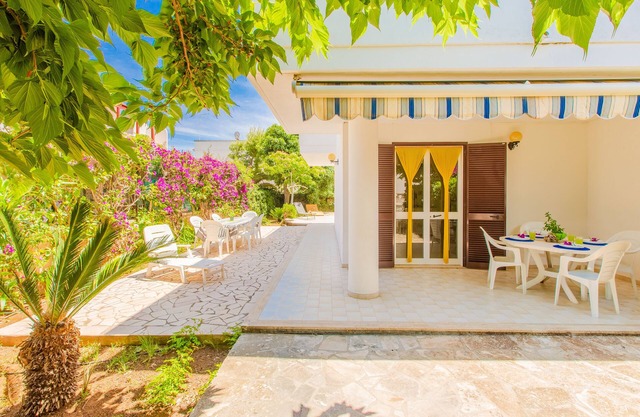 Villa Irene - Large garden - Privacy - Big terrace - 400 m from the beach