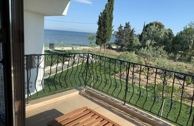 Villa IVIA PARUNSKI & BOGDANOVA OE