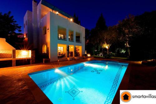 Villa Jacaranda-Pool, Sea View & Mature Garden