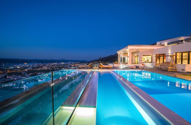 Villa Kedria with panoramic ocean view