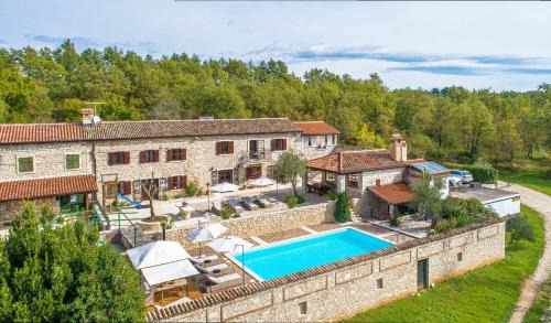 Villa Kluni by Rent Istria