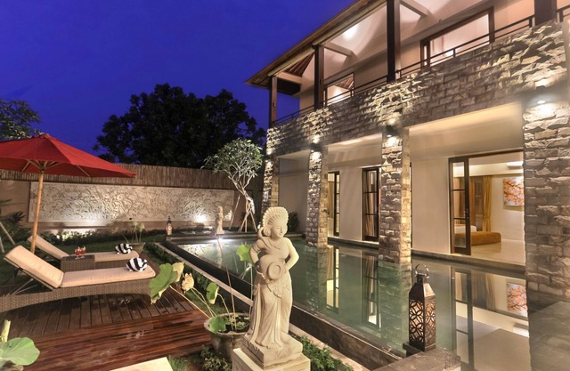Villa Kumuda by Fantasia Villas