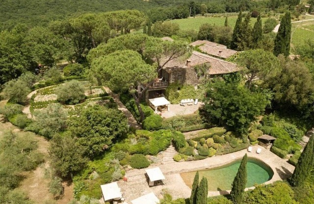 Villa la Corte Comfortable holiday residence