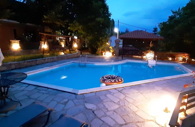 Villa Lagos (pool/mountain/forest/river)