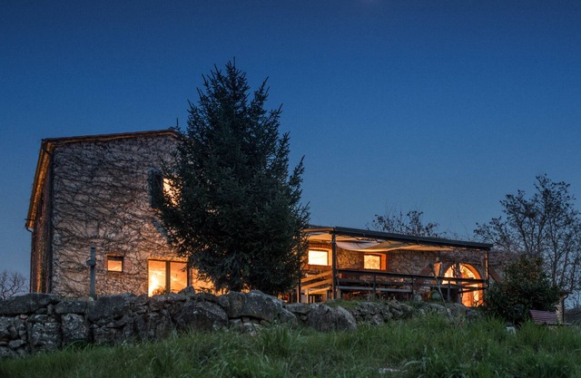 Villa 'Le Peschiere' with Private Terrace, Private Garden and Wi-Fi