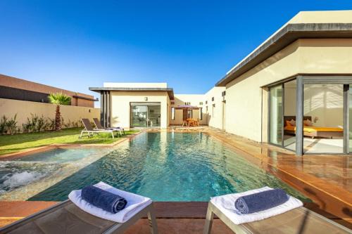 Villa Lella, piscine Chauffée, cuisinière