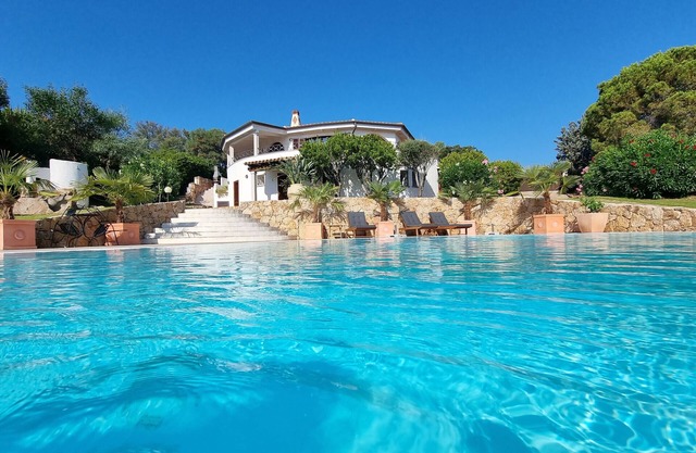 Villa LUNA ROSSA with Sea View, Pool, A/C, Wi-Fi, Garden, Terrace & Balcony