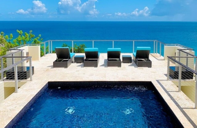 Villa Lune, Trunk Bay