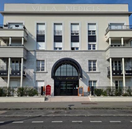 Villa Médicis Versailles Saint-Cyr-l'Ecole