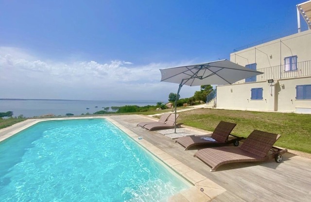 Villa Maestrale - Sardinia - sea view breathtaking sunsets from private pool