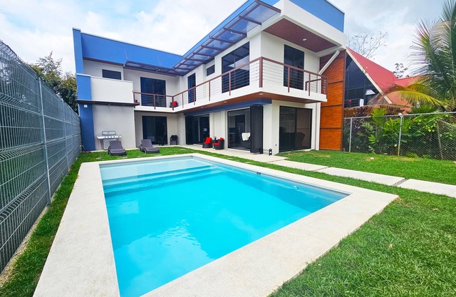 Villa Mandalá La Fortuna - Families & Friends Getaway!