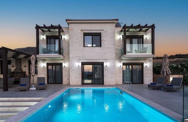 Villa Marcela - Ultra Luxury- Jacuzzi - Seaview