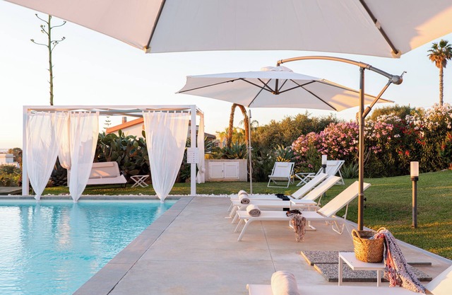 Villa Marsala - Five Bedroom Villa, Sleeps 12