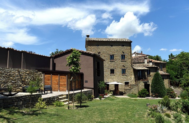 Villa MOKA Apartment "PAULA" in a medieval farmhouse; in Montefeltro (Le Marche)