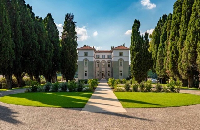 Villa Monty Banks - Deluxe Room 1