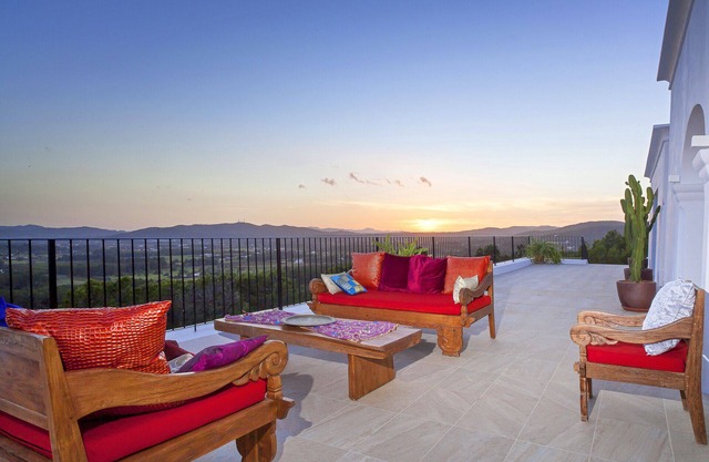 Villa Morna, tranquility in ibiza