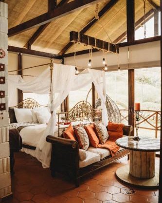 Villa Nathalie, 2 bedrooms, jacuzzi, king size bed, hammock, FIREPLACE