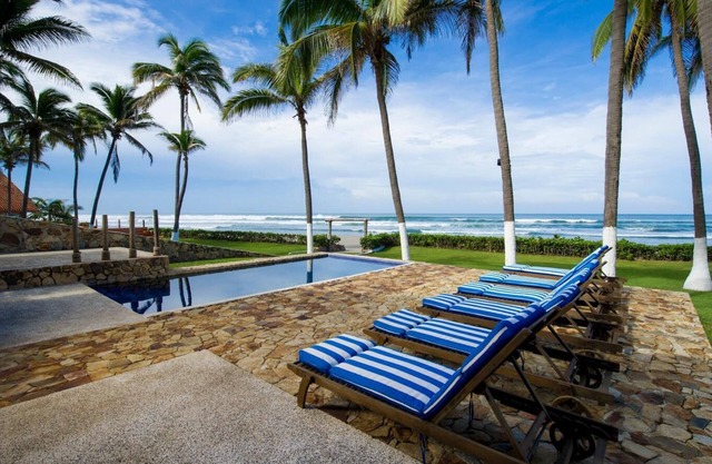 Villa near beach with ocean views