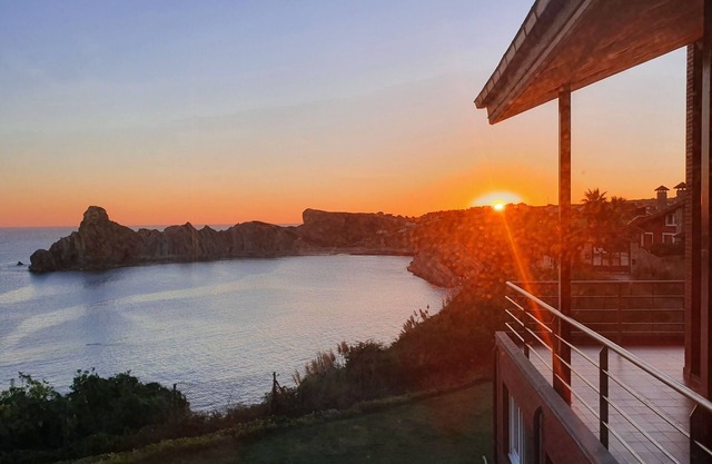 Villa next to the sea in Liencres (Costa Quebrada ! Airemar G-106056