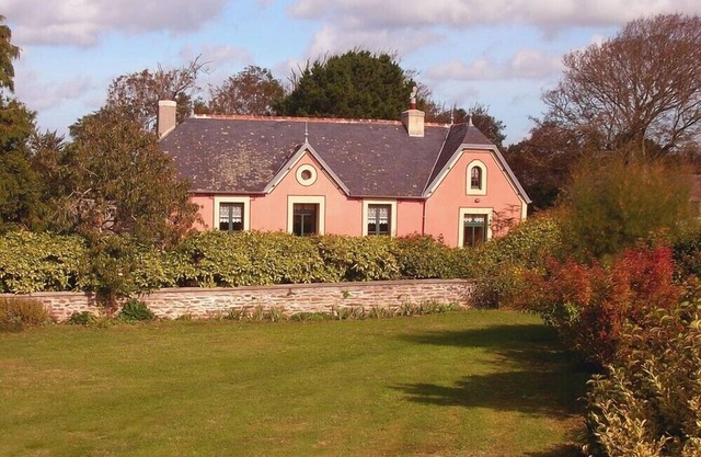 Villa of character 3 * in 4mn of the Sea - Protected Natural Area -TREGUENNEC