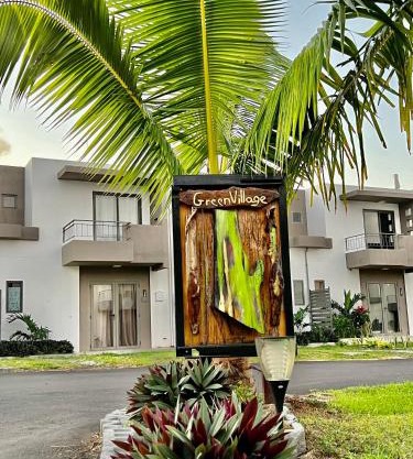 Villa Olive - A two double bed Duplex at Green Village with swimming pool