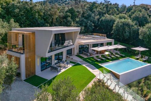 Villa Optima by Villa Plus