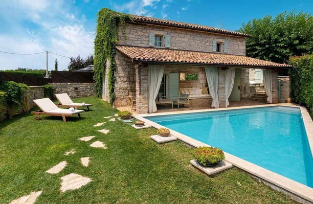 Villa Pakich in Orbani