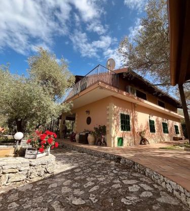 Villa Pantalica lato Sortino