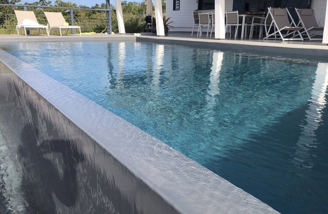 Villa Paruline with infinity pool and large terrace