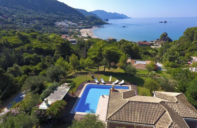 Villa Pasiphae - Two Bedroom Villa, Sleeps 6