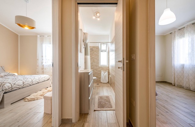Villa Patrizia with Private Garden, Wi-Fi & A/C