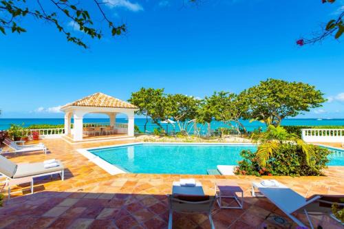 Villa Riviera