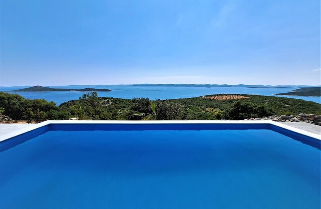 Villa Robinson is romantic stone house with pool and fantastic view.