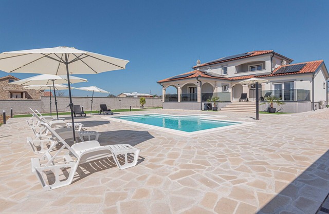 Villa Sandra Zadar Villas